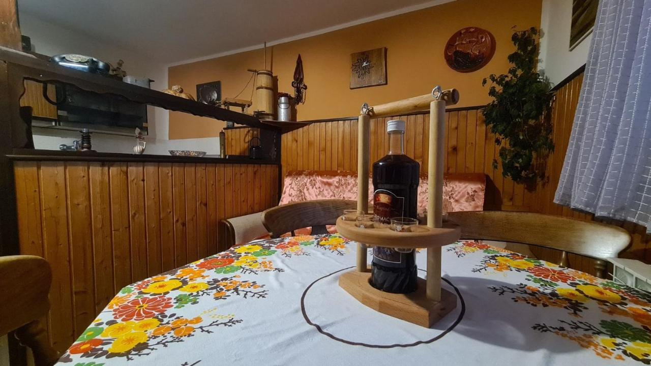Apartman Stimac Crni Lug Exterior photo